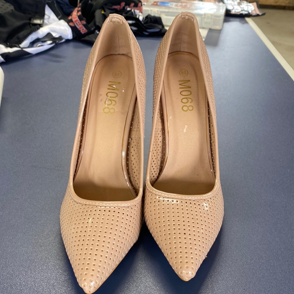 Beige shoes
